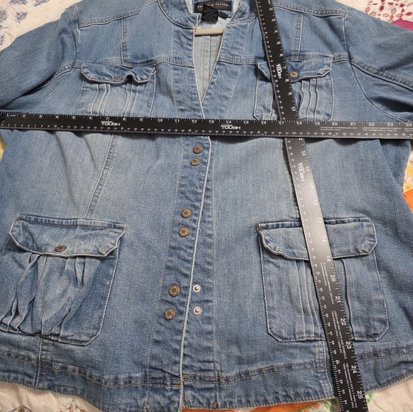 Denim Jacket  XL - Picture 6 of 12